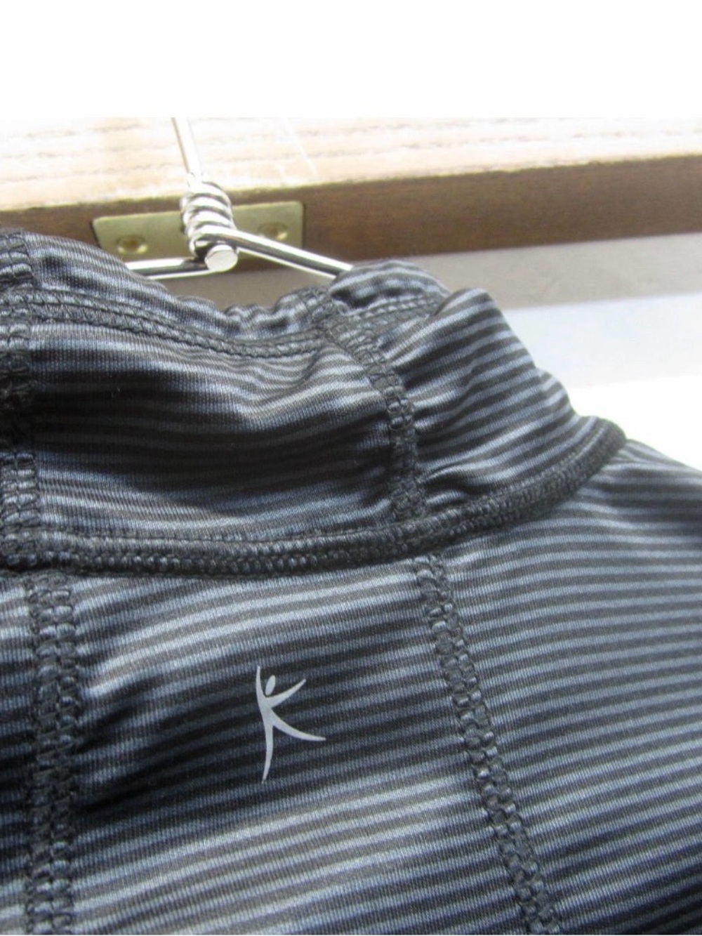 VTG Danskin Now Pullover Top Thermal Striped Half Zip Thumb Holes size M (8-10) - Picture 7 of 8